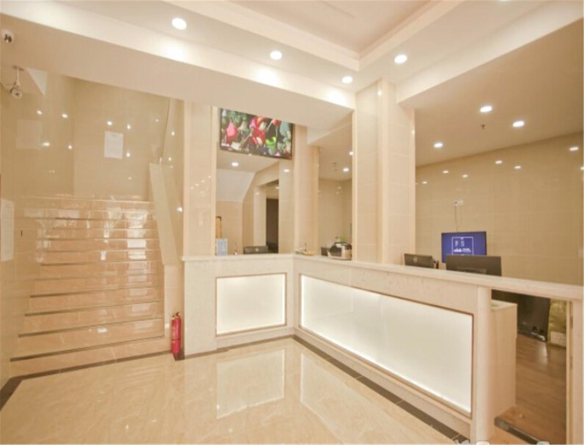 Greentree Inn Liaoning Dalian Railway Station South Shengli Square Express Hotel Buitenkant foto